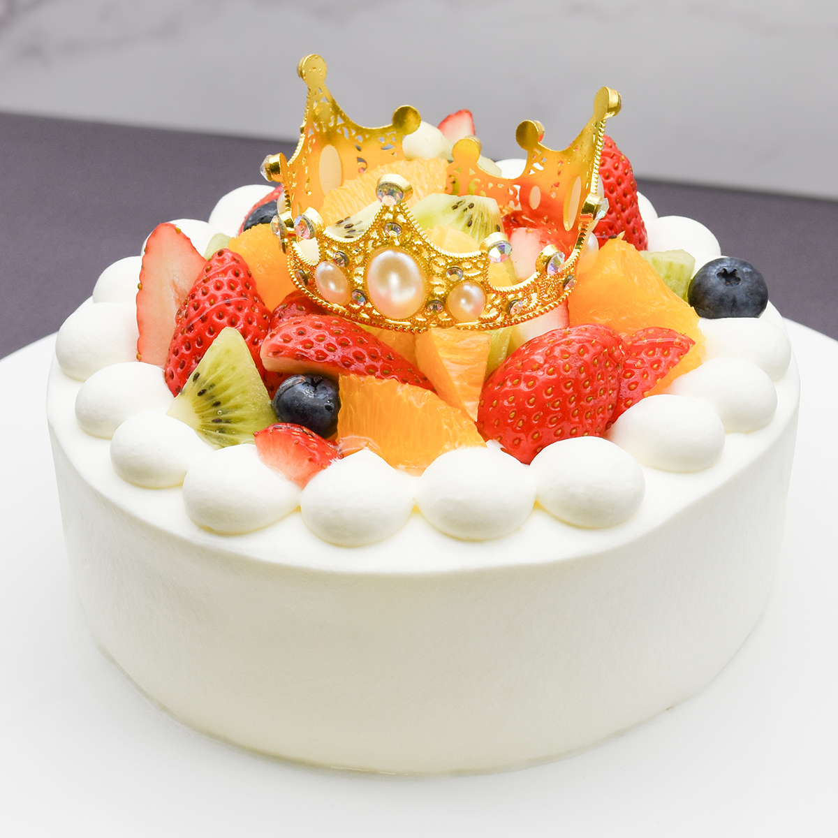 2026春の新作：ティアラ付き デコレーションケーキ 5号（誕生日・推し活・バースデー・映え）