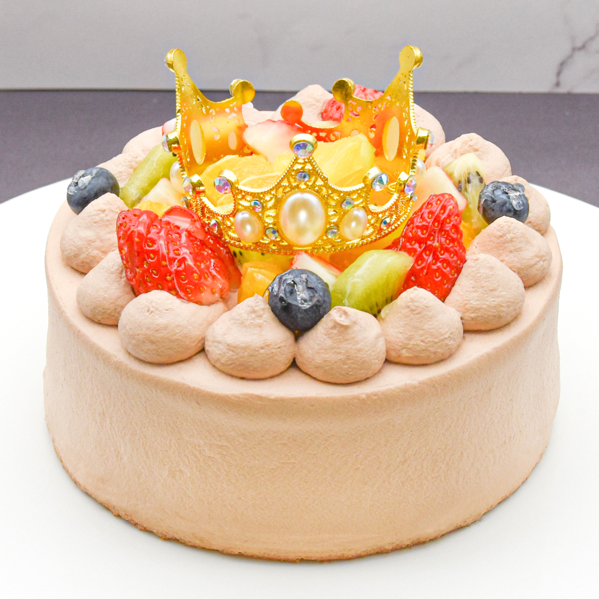 2026春の新作：ティアラ付き デコレーションケーキ チョコクリーム 5号（誕生日・推し活・バースデー・映え）