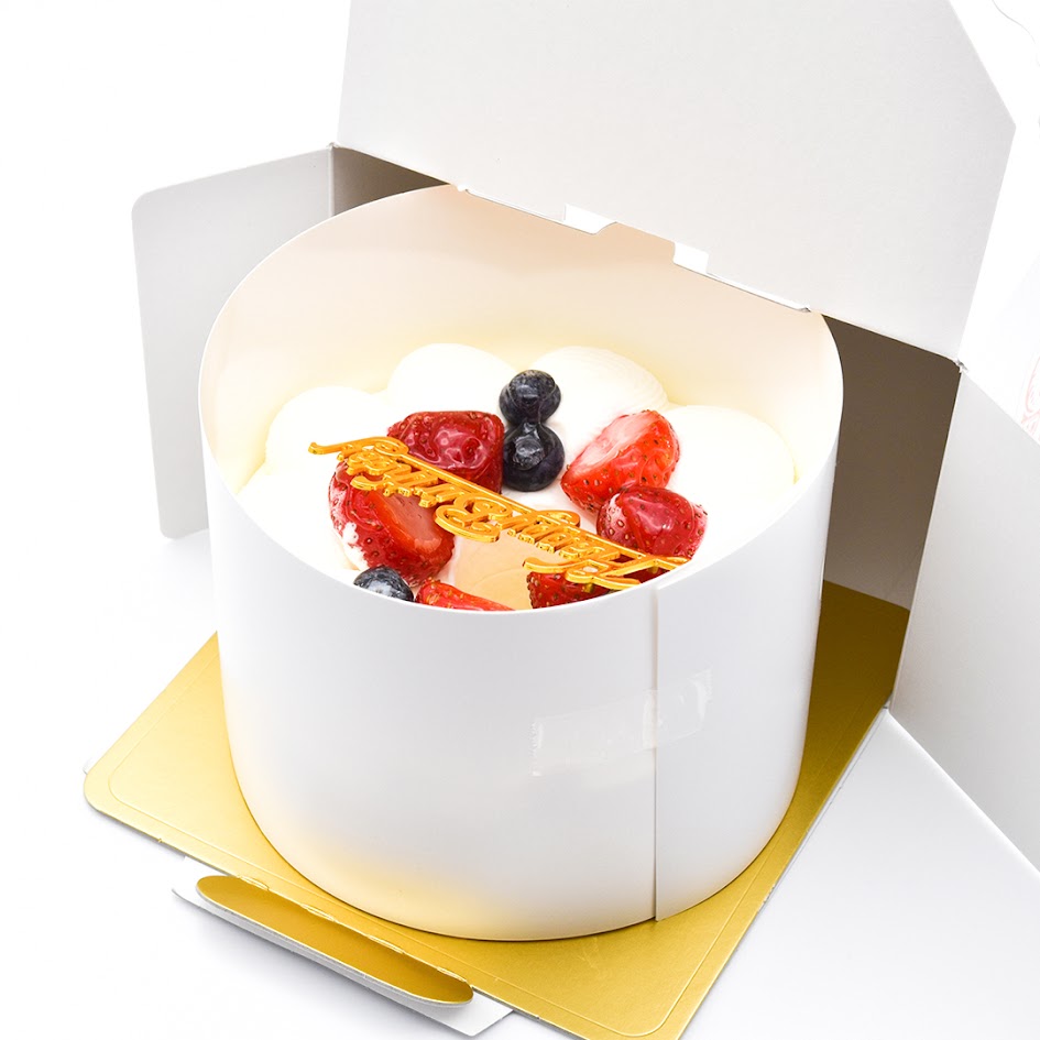 【送料無料】ぷるんふわもち　モフォンデコレーションケーキ 5号サイズ【冷凍便】